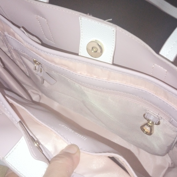 Tommy Bahama handbag - Picture 8 of 16